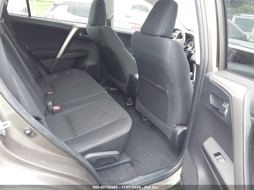 2014 TOYOTA RAV4 XLE - JTMWFREV3ED038890