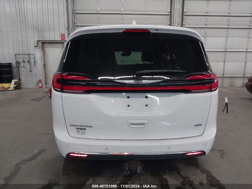 2022 Chrysler Pacifica Touring L Awd VIN: 2C4RC3BG7NR130591 Lot: 40751098