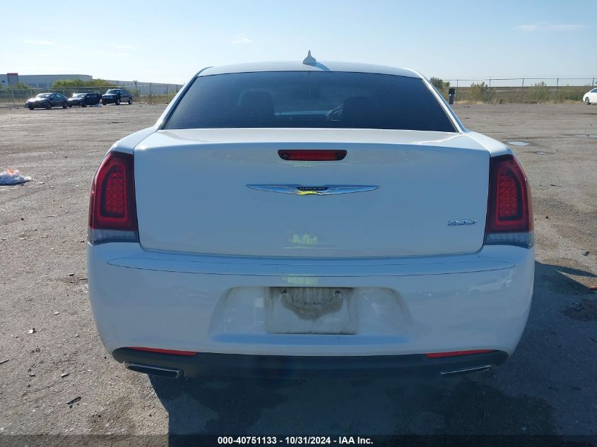 2019 Chrysler 300 Touring VIN: 2C3CCAAG8KH758113 Lot: 40751133