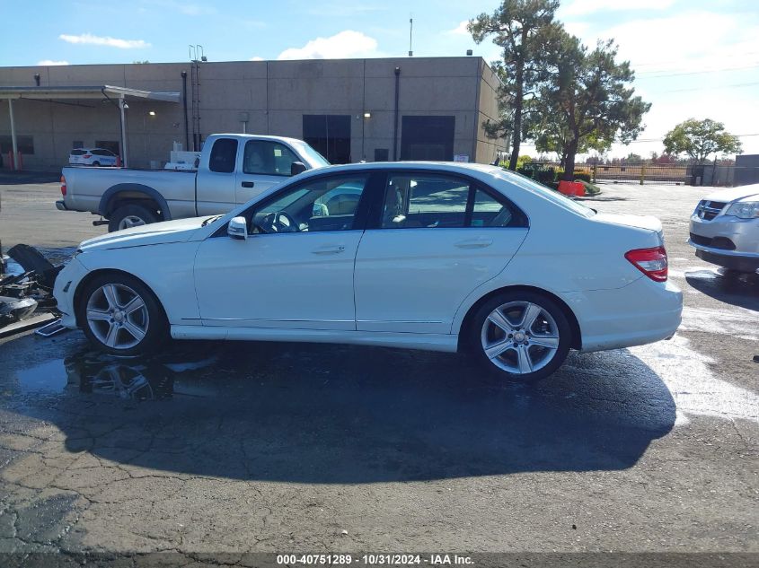 2011 Mercedes-Benz C 300 Luxury 4Matic/Sport 4Matic VIN: WDDGF8BB4BR137604 Lot: 40751289