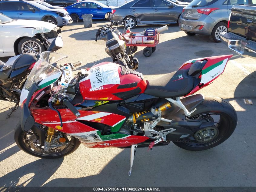 2024 Ducati Panigale V2 VIN: ZDMHAATW8RB014725 Lot: 40751384