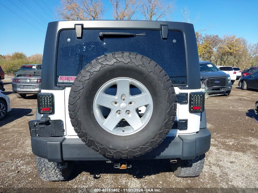 2015 Jeep Wrangler Unlimited Sport VIN: 1C4BJWDG2FL768098 Lot: 40751402