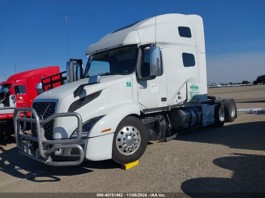 2021 Volvo VNL - 4V4NC9EH9MN263858