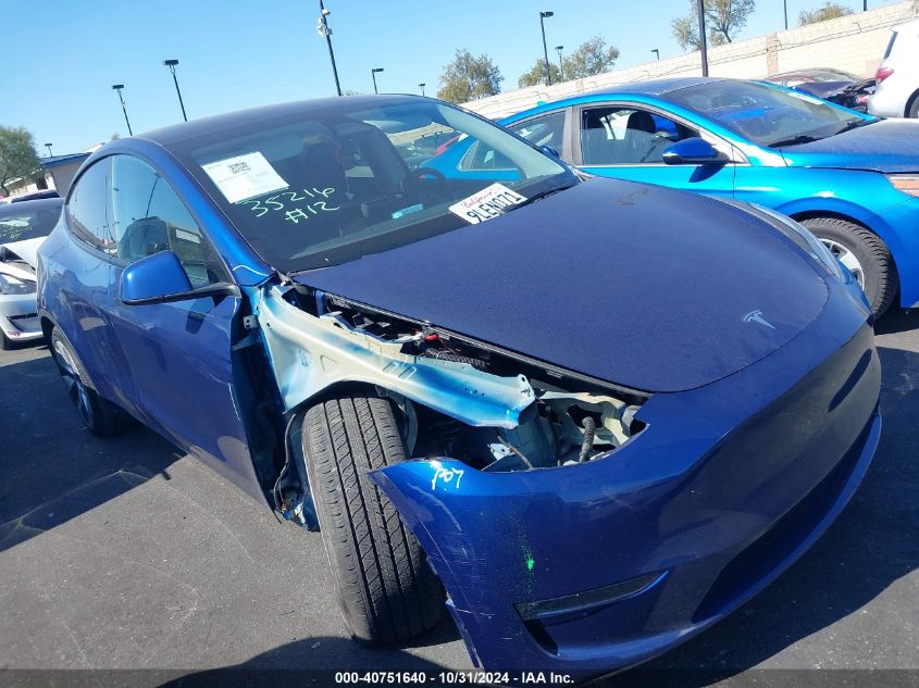 2024 Tesla Model Y Long Range Dual Motor All-Wheel Drive VIN: 7SAYGDEE0RF007817 Lot: 40751640