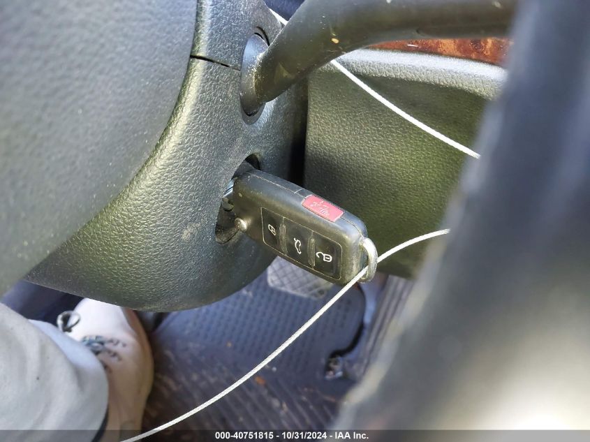 2013 VOLKSWAGEN PASSAT 2.5L SEL - 1VWCP7A39DC017293