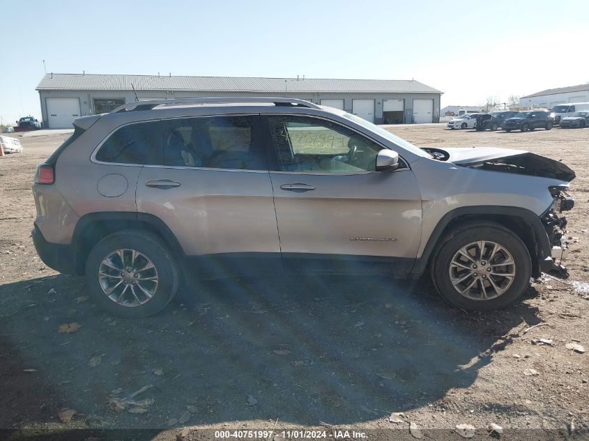 2019 Jeep Cherokee Latitude Plus 4X4 VIN: 1C4PJMLX4KD127745 Lot: 40751997