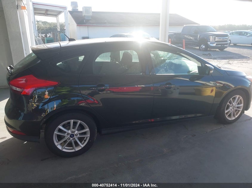 2015 FORD FOCUS SE - 1FADP3K26FL252944
