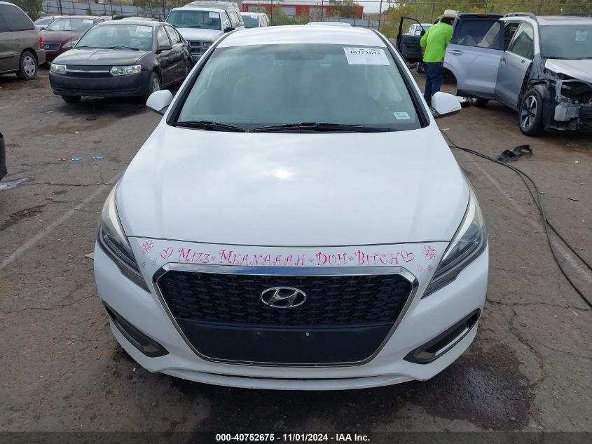 2016 Hyundai Sonata Hybrid Se VIN: KMHE24L15GA037265 Lot: 40752675