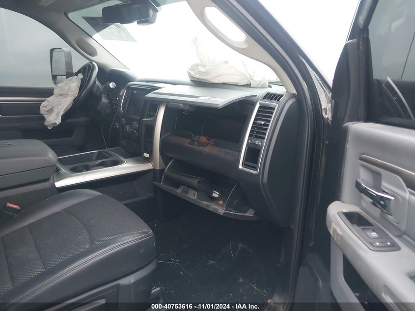 2018 RAM 2500 VIN: 3C6UR5DLXJG289532