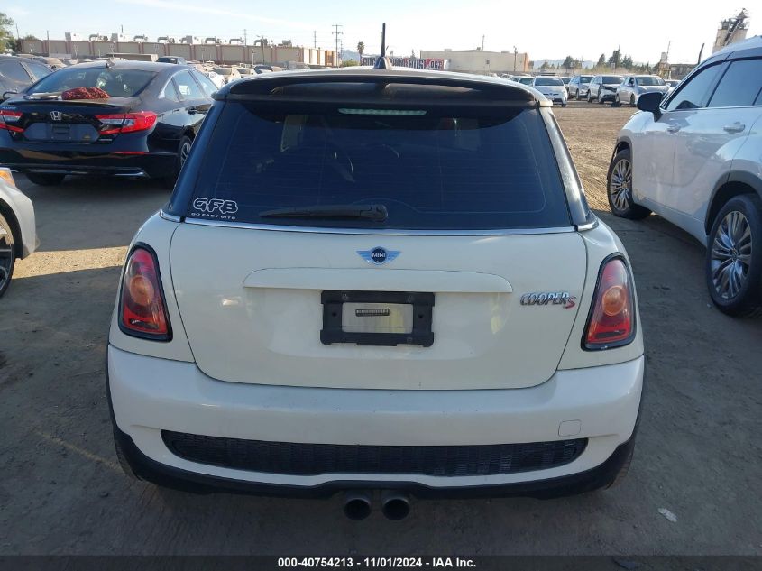 2010 Mini Cooper S VIN: WMWMF7C56ATX43131 Lot: 40754213