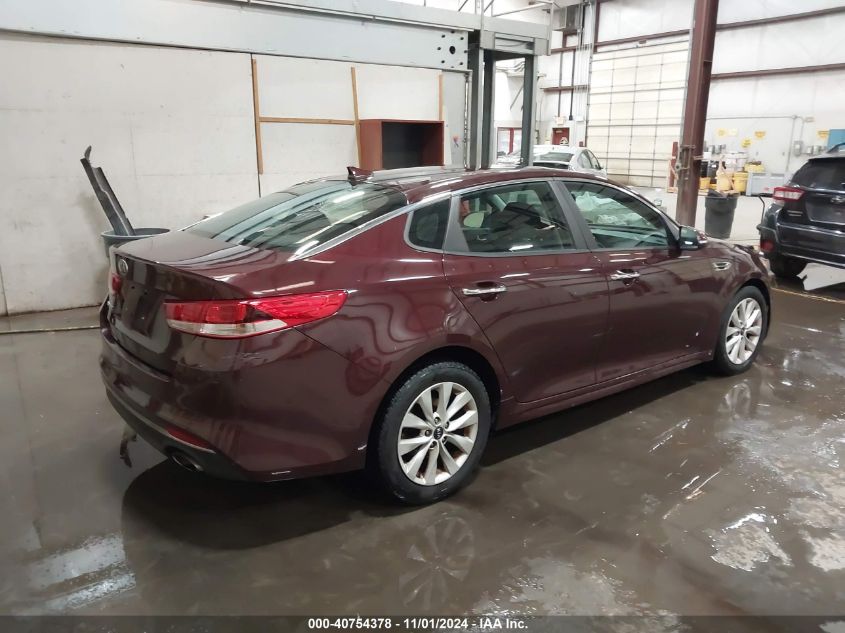 VIN 5XXGT4L30HG173255 2017 KIA OPTIMA no.4