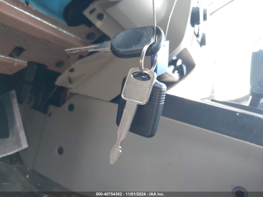 2010 Ford Escape Xls VIN: 1FMCU9C72AKA85990 Lot: 40754382