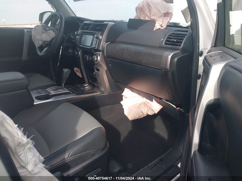 2019 TOYOTA 4RUNNER VIN: JTEBU5JR0K5652139