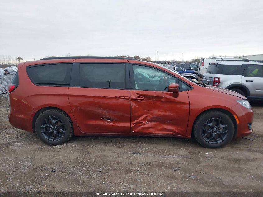 2018 Chrysler Pacifica Limited VIN: 2C4RC1GG3JR230842 Lot: 40754710