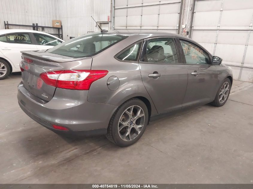 VIN 1FADP3F26EL209875 2014 FORD FOCUS no.4