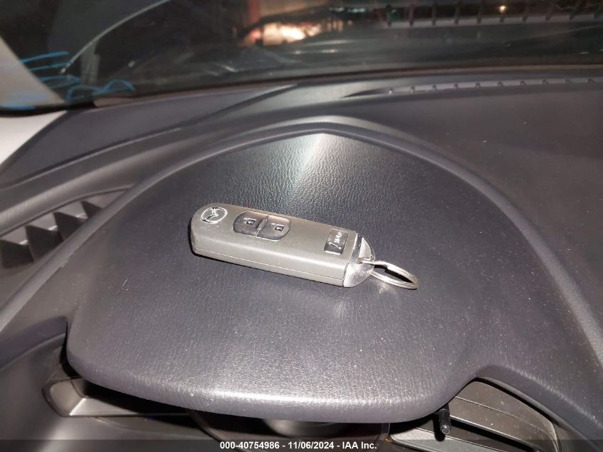 2017 Mazda Mazda3 Touring VIN: 3MZBN1L7XHM117373 Lot: 40754986