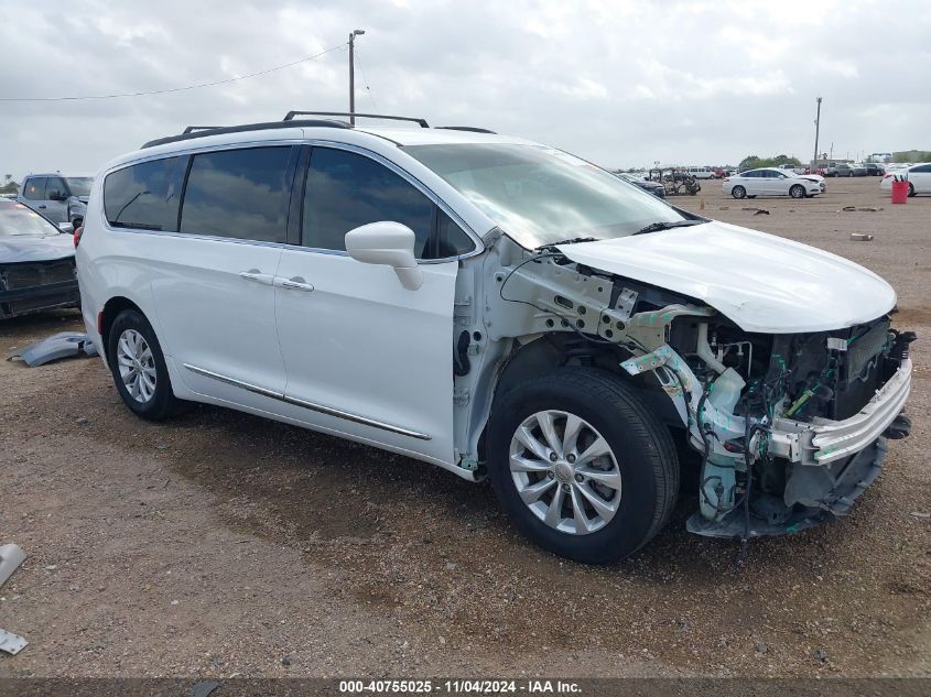 2017 Chrysler Pacifica Touring-L VIN: 2C4RC1BG8HR613001 Lot: 40755025