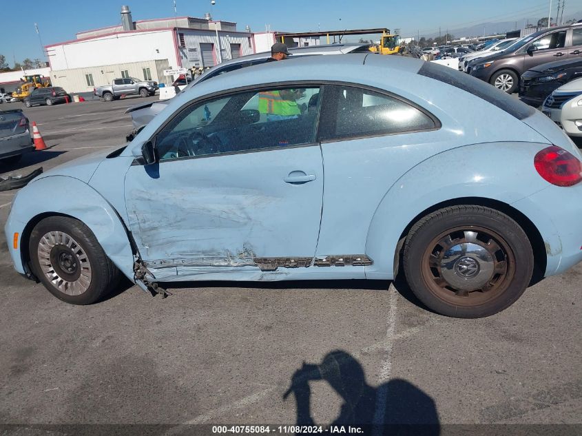 2013 Volkswagen Beetle 2.5L VIN: 3VWJX7AT9DM661253 Lot: 40755084