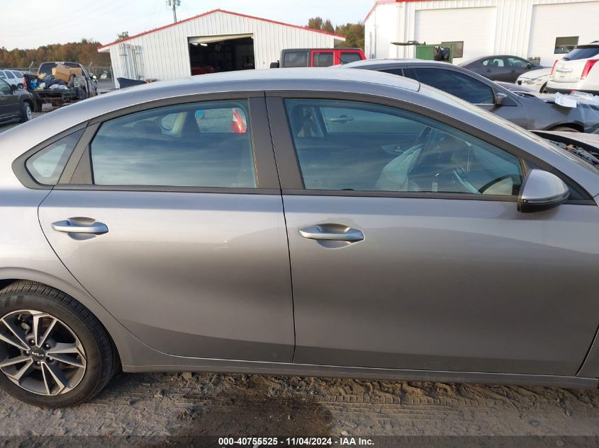 2024 Kia Forte Lxs VIN: 3KPF24AD1RE757619 Lot: 40755525