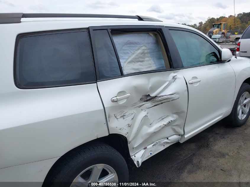 2010 Toyota Highlander Base V6 VIN: JTEZK3EH7A2105072 Lot: 40755538