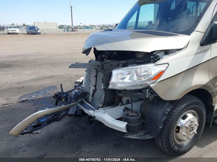 2019 Mercedes-Benz Sprinter 4500 High Roof V6/Standard Roof V6 VIN: WDAPF4CDXKN038959 Lot: 40755763