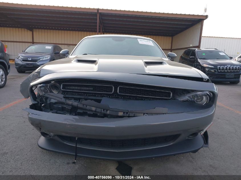 2018 Dodge Challenger Sxt VIN: 2C3CDZAGXJH328304 Lot: 40756098