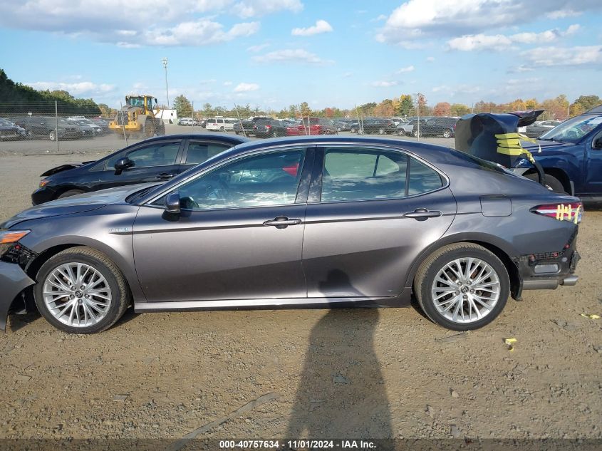 2018 Toyota Camry Hybrid Xle VIN: 4T1B21HK8JU005290 Lot: 40757634