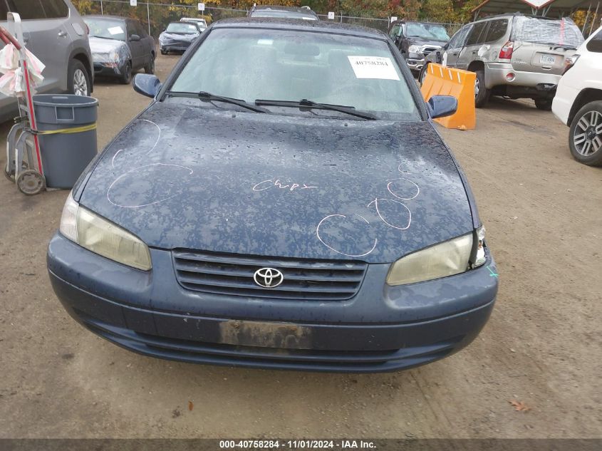 1999 Toyota Camry Ce VIN: 4T1BG22K9XU906189 Lot: 40758284