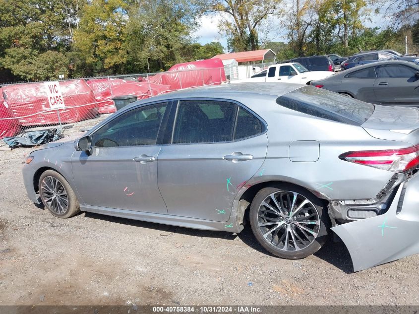 2018 Toyota Camry Se VIN: 4T1B11HK3JU668608 Lot: 40758384