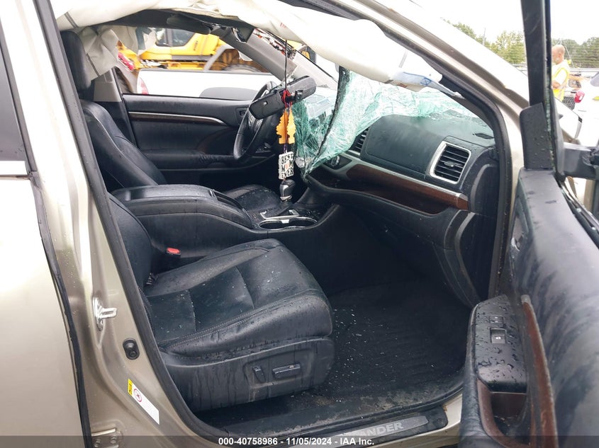 2014 TOYOTA HIGHLANDER LIMITED V6 - 5TDYKRFH3ES015501