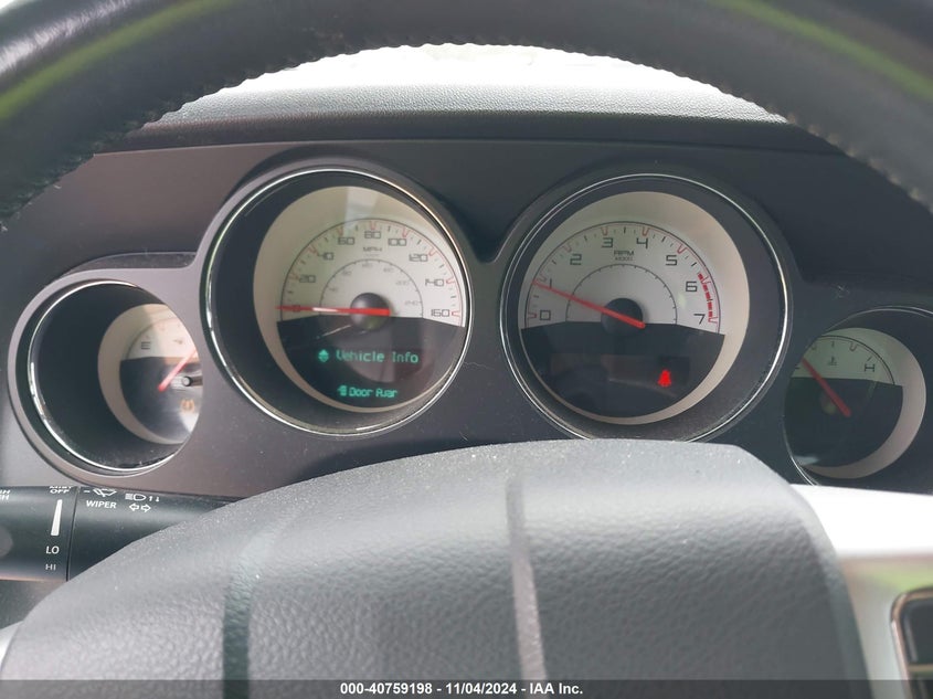 2014 Dodge Challenger R/T VIN: 2C3CDYBT0EH260641 Lot: 40759198