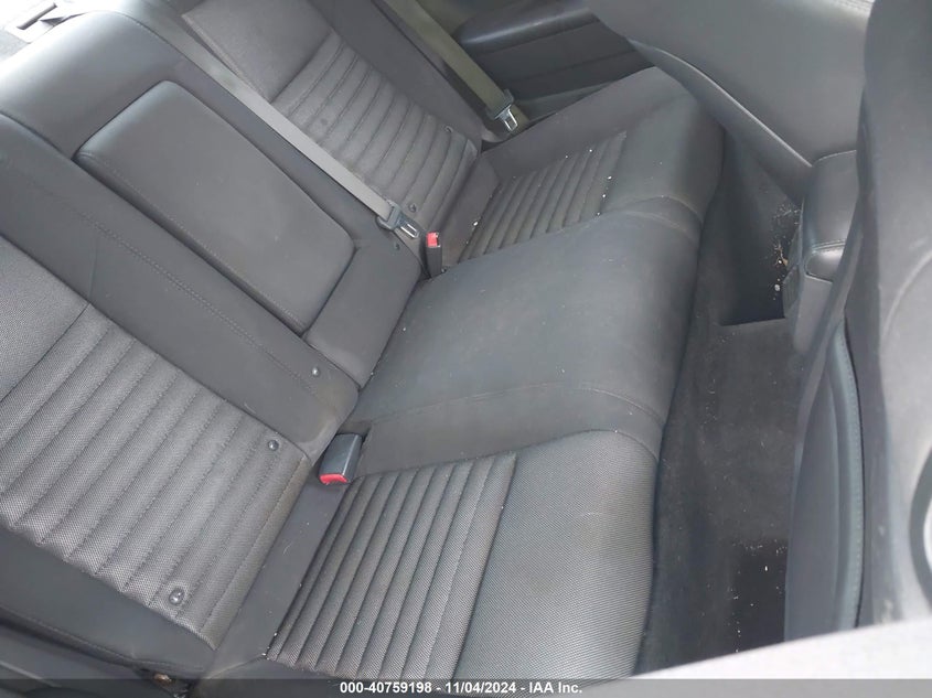 2014 Dodge Challenger R/T VIN: 2C3CDYBT0EH260641 Lot: 40759198