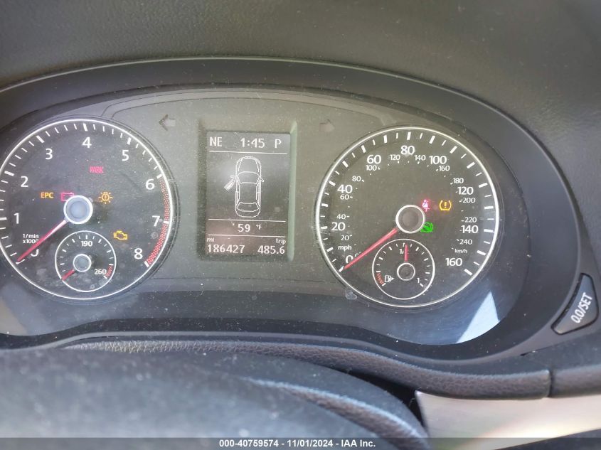 2013 VOLKSWAGEN PASSAT VIN: 1VWBP7A39DC024532