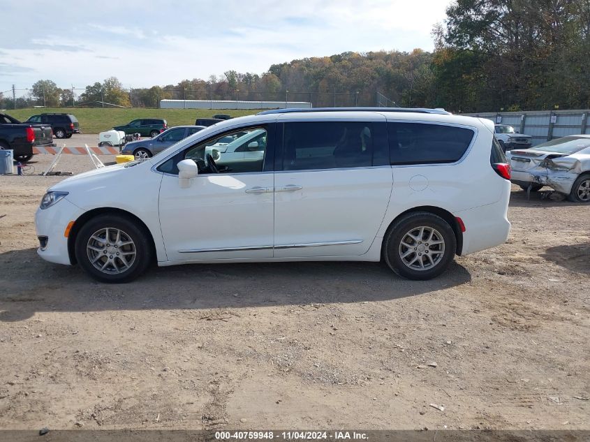 2020 Chrysler Pacifica Touring L VIN: 2C4RC1BG8LR271882 Lot: 40759948