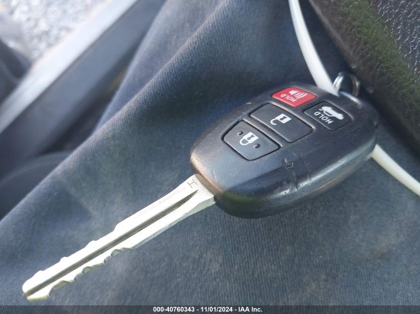 2019 TOYOTA COROLLA LE - 5YFBURHE0KP905770