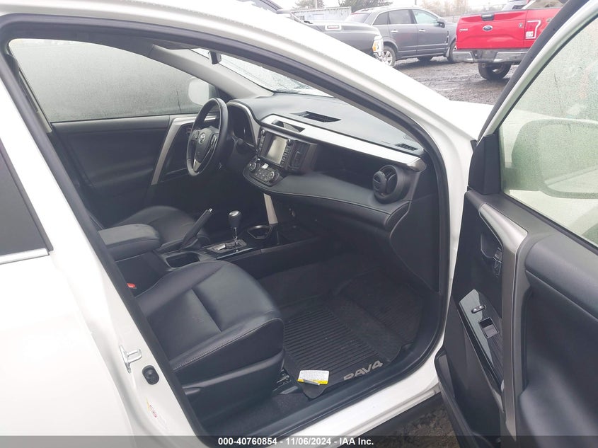 2016 TOYOTA RAV4 LIMITED - JTMDFREV7GD180931
