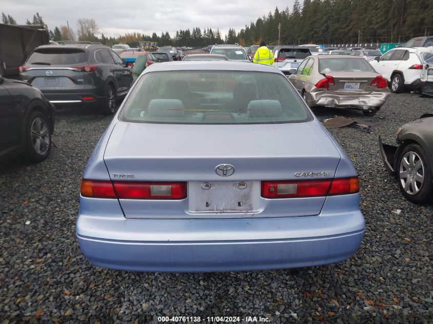 1997 Toyota Camry Le VIN: JT2BG22K5V0013521 Lot: 40761138