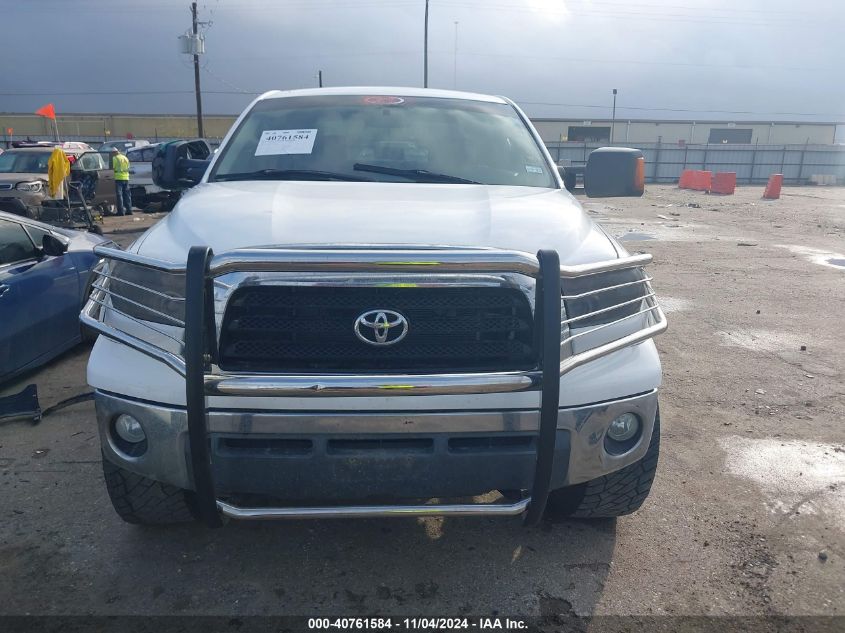 2007 Toyota Tundra Sr5 5.7L V8 VIN: 5TFEV54117X027524 Lot: 40761584