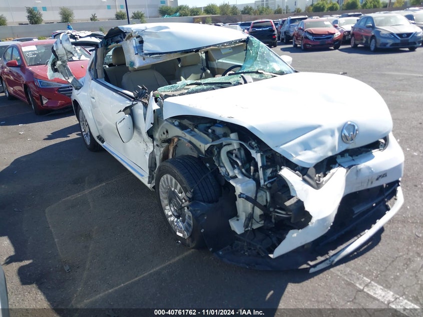 2016 VOLKSWAGEN BEETLE 1.8T SE - 3VWJ17AT7GM604717