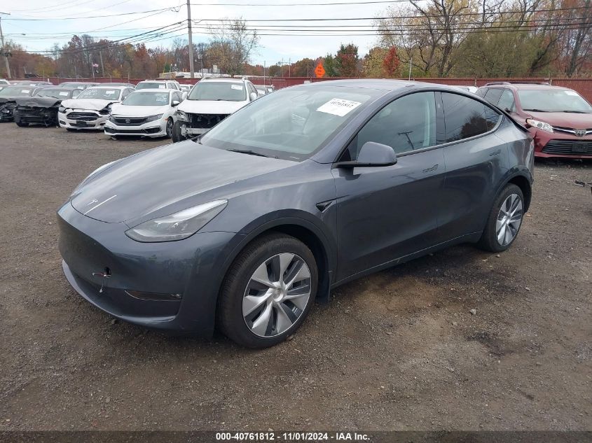 VIN 7SAYGDED6PF947091 2023 Tesla Model Y, Rwd no.2