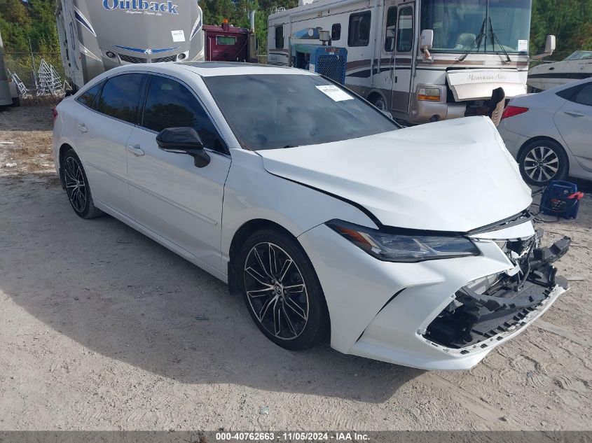 2019 Toyota Avalon, Touring