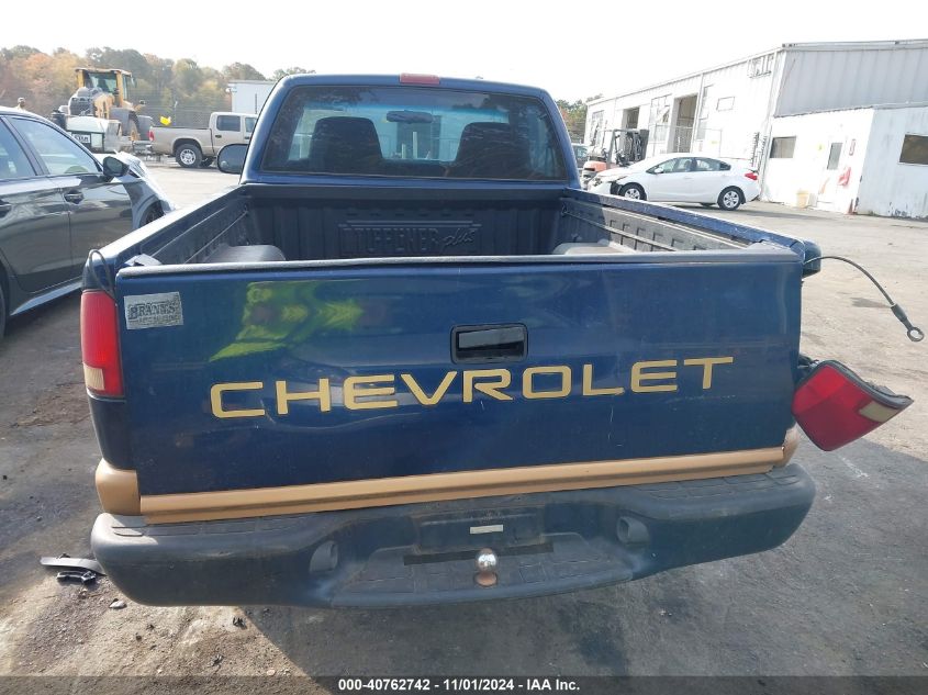 2002 Chevrolet S-10 VIN: 1GCCS145628137158 Lot: 40762742