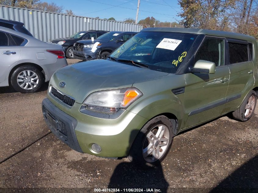 2011 Kia Soul + VIN: KNDJT2A26B7240493 Lot: 40762834