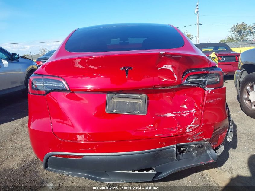 2022 Tesla Model Y Long Range Dual Motor All-Wheel Drive VIN: 7SAYGAEE6NF561517 Lot: 40762915