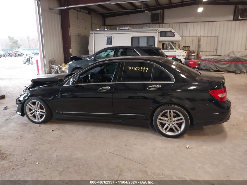 2012 Mercedes-Benz C 300 Luxury 4Matic/Sport 4Matic VIN: WDDGF8BB8CA643758 Lot: 40762997