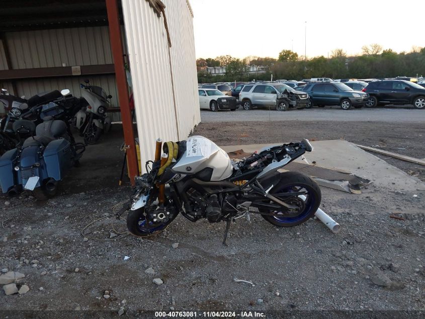 2015 Yamaha Fz09 VIN: JYARN33E6FA008443 Lot: 40763081