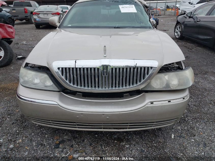 2011 Lincoln Town Car Signature Limited VIN: 2LNBL8CV8BX759162 Lot: 40763119