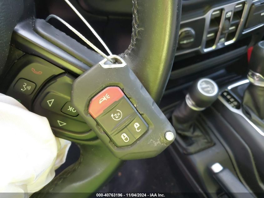 2018 JEEP WRANGLER UNLIMITED VIN: 1C4HJXDG0JW279528