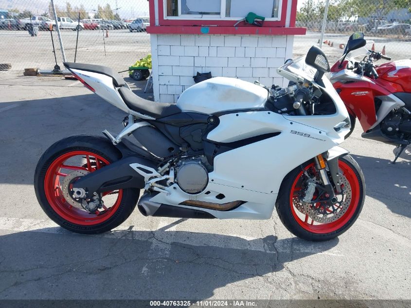 2016 Ducati Superbike 959 Panigale VIN: ZDM14B1W6GB001678 Lot: 40763325