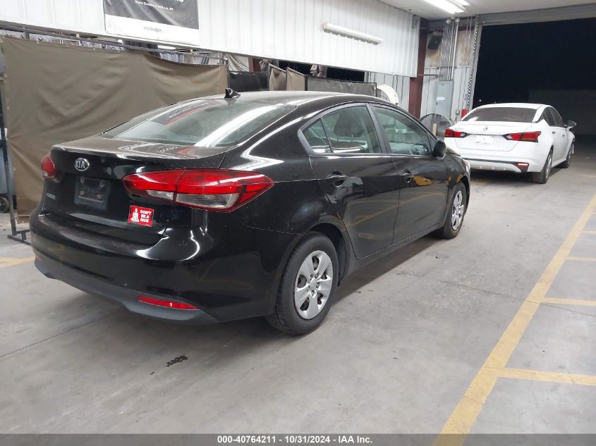 VIN 3KPFK4A73JE219681 2018 KIA FORTE no.4